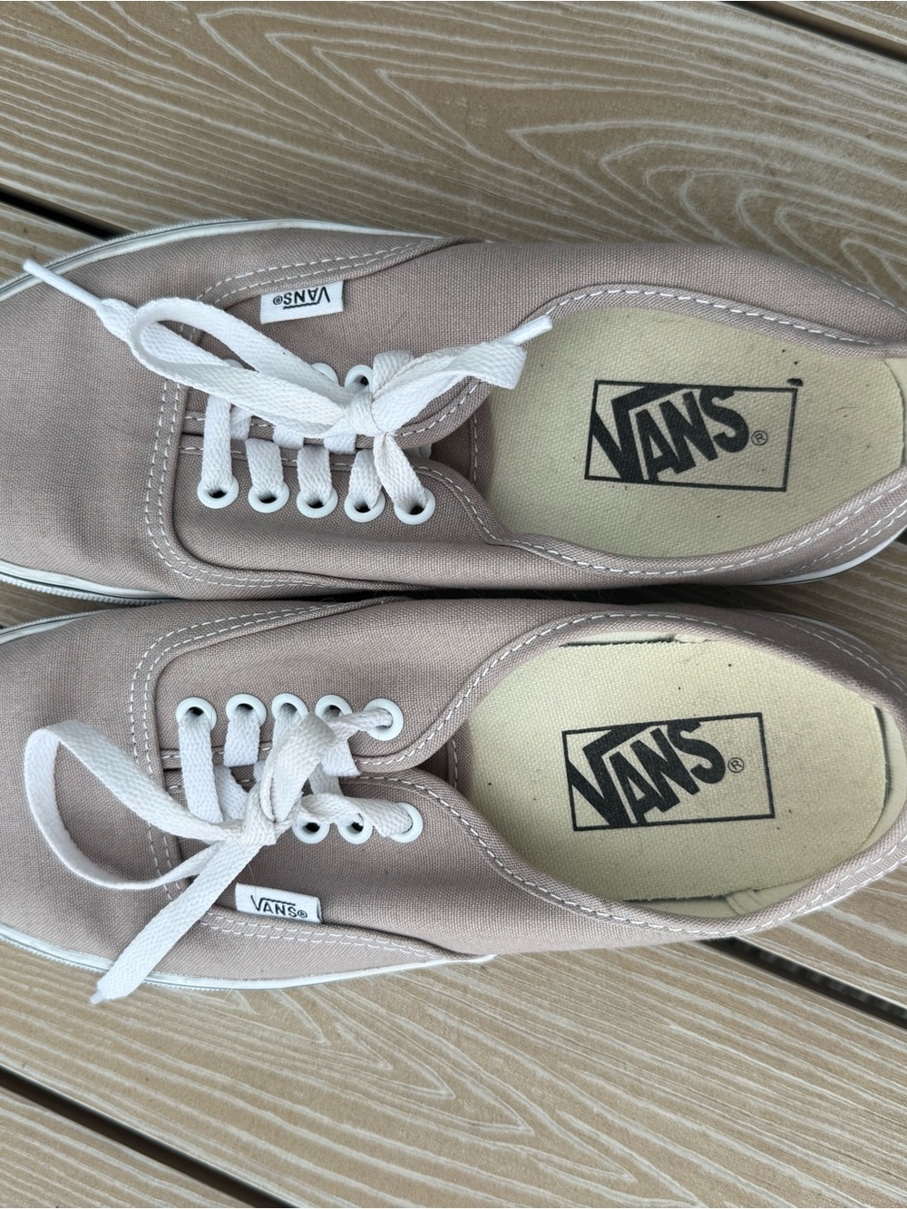 Vans unisex Authentic Sneakers in Taupe with White Trim